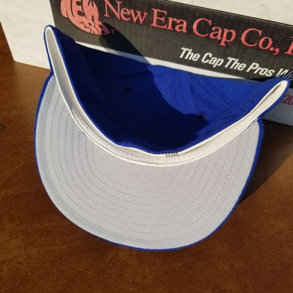 1983/1984 Atlanta Braves Fitted Hat - Picture 3 of 6